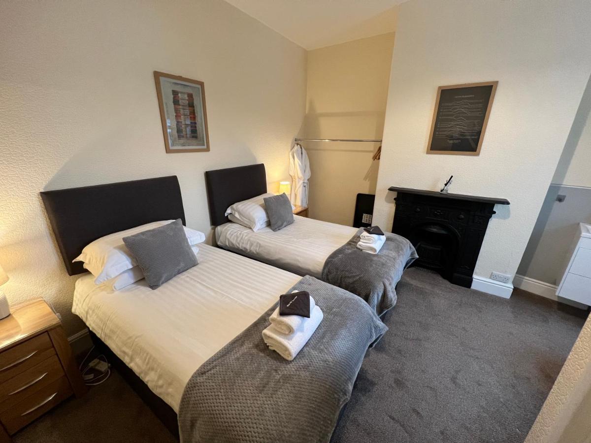 Dolly Waggon Guest House Кесвик Экстерьер фото