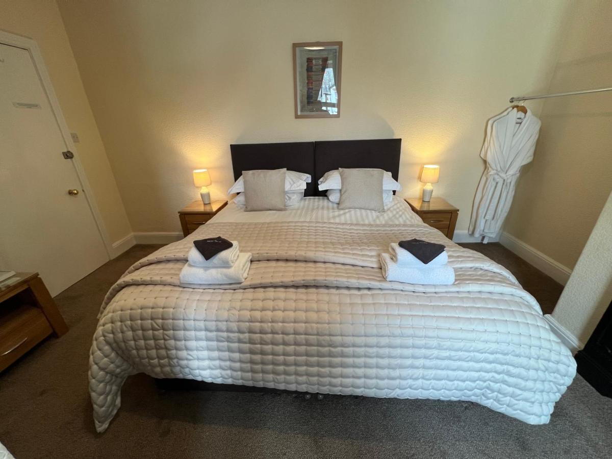 Dolly Waggon Guest House Кесвик Экстерьер фото