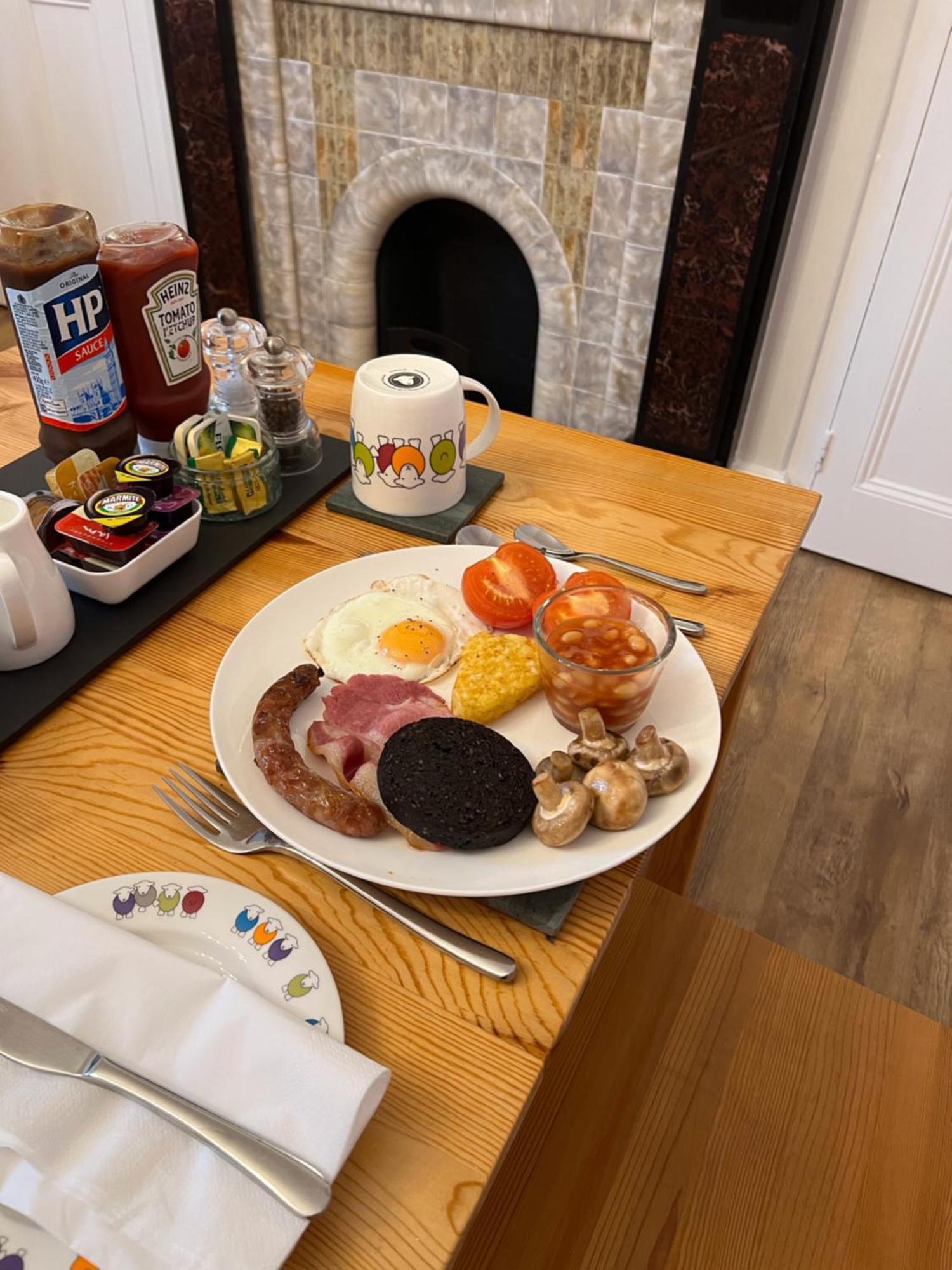 Dolly Waggon Guest House Кесвик Экстерьер фото